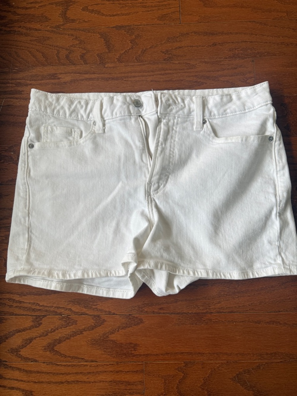 Old Navy O.G. Straight white denim shorts